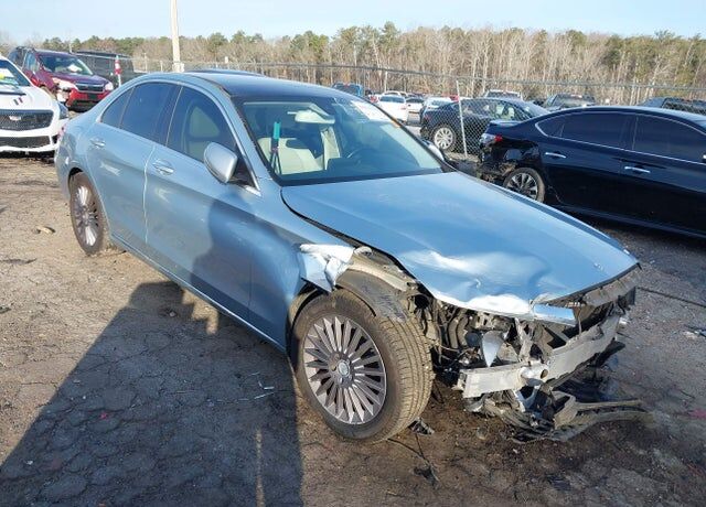 2016 MERCEDES-BENZ C-Class
