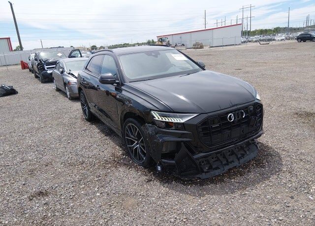 2019 AUDI Q8