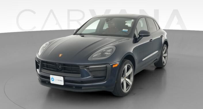 2023 PORSCHE Macan