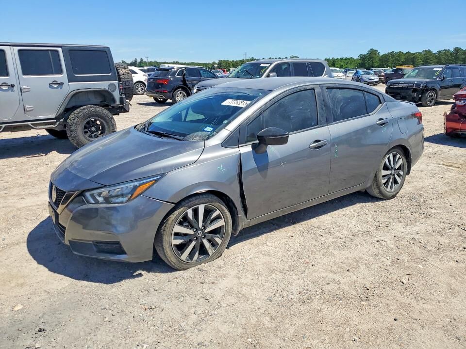 2022 NISSAN Versa