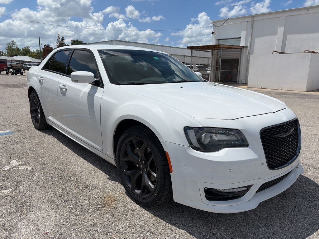 2022 CHRYSLER 300