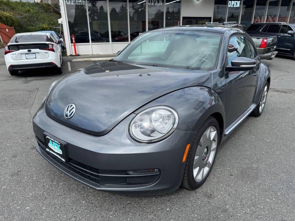 2012 VOLKSWAGEN Beetle