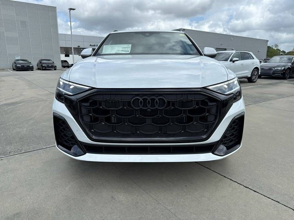 2025 Audi Q8
