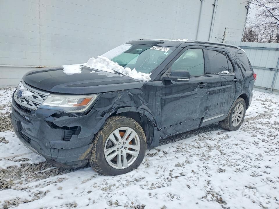 2019 FORD Explorer