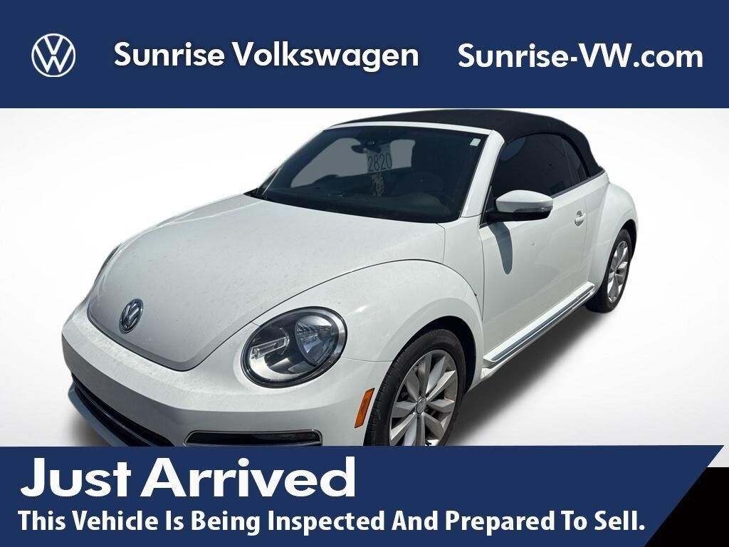 2017 VOLKSWAGEN Beetle