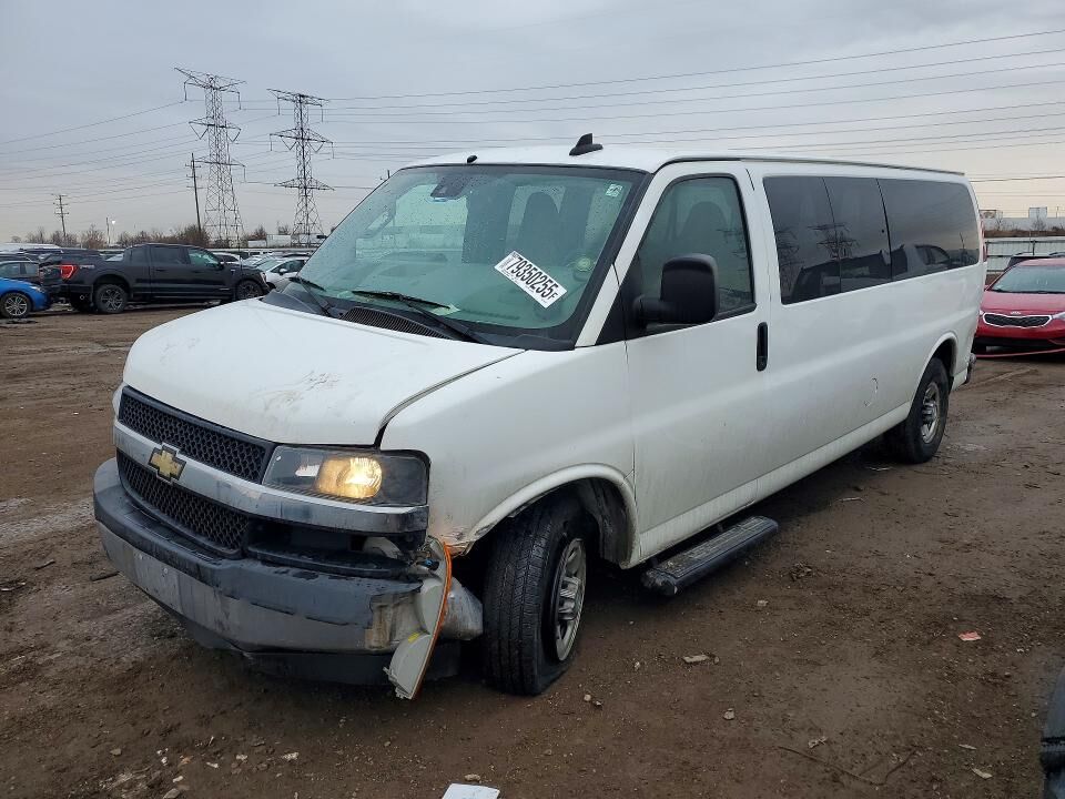 2020 CHEVROLET Express