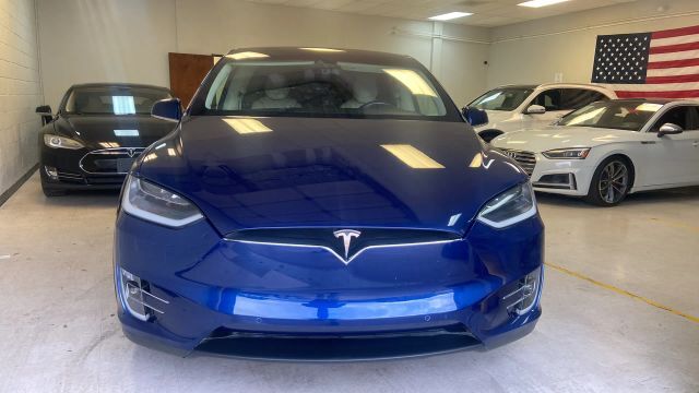 2016 TESLA Model X