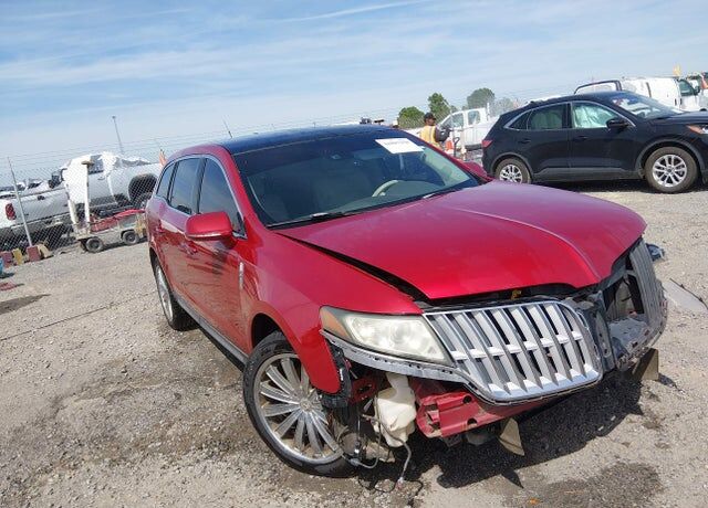 2010 LINCOLN MKT