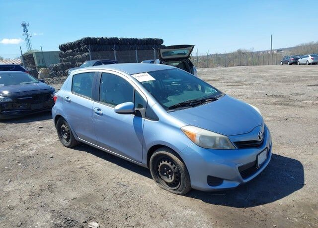 2013 TOYOTA Yaris