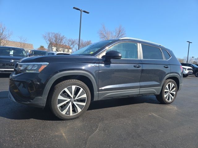 2023 VOLKSWAGEN Taos 4Motion