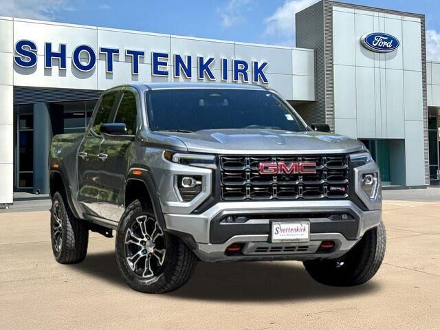 2024 GMC Canyon