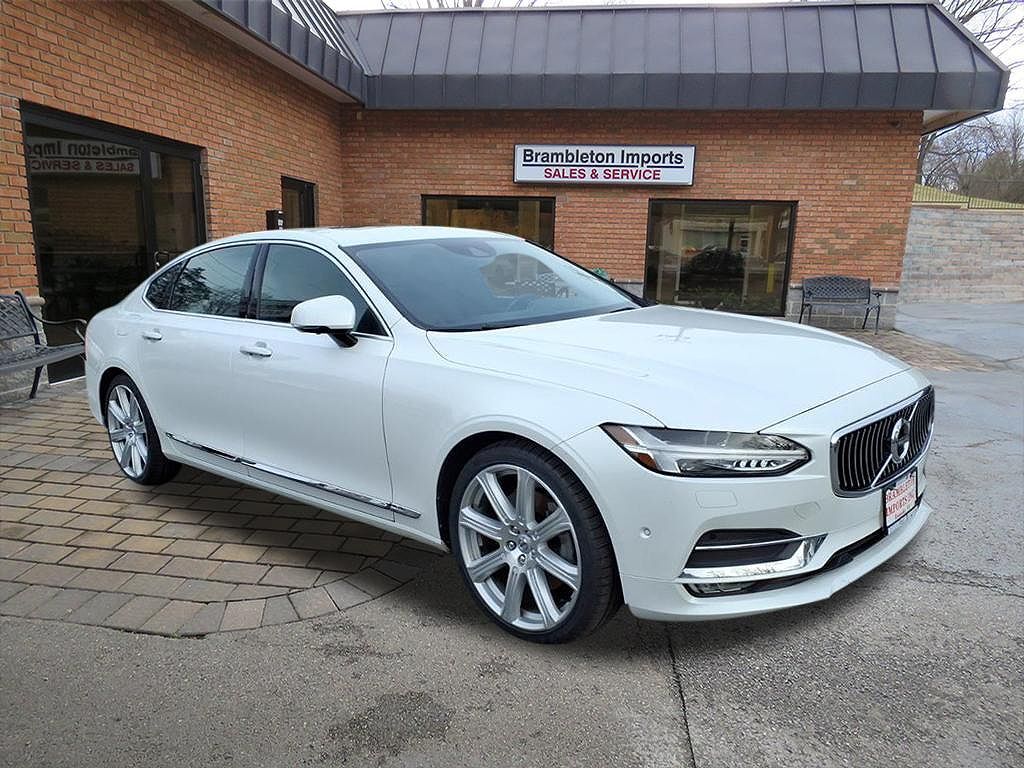 2018 VOLVO S90
