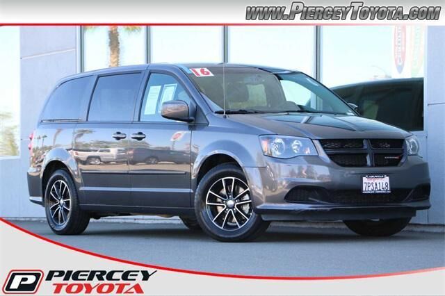 2016 DODGE Grand Caravan