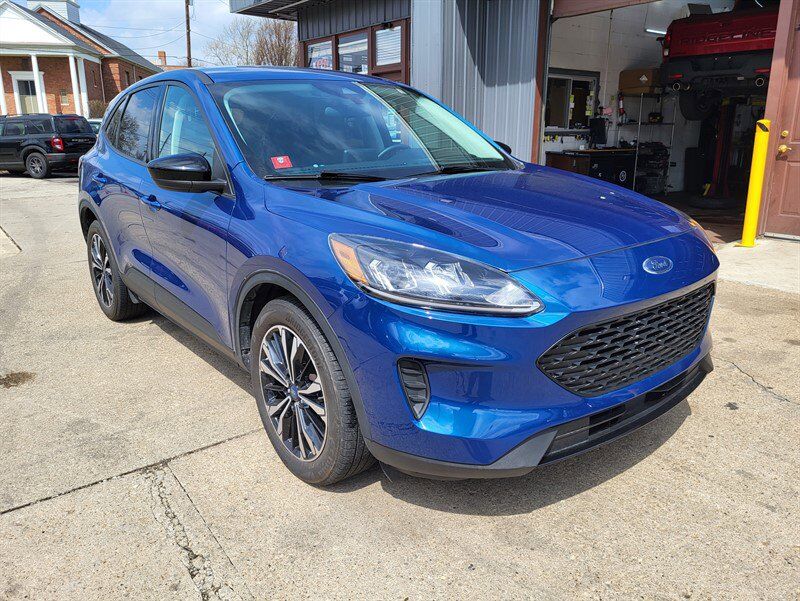 2022 FORD Escape
