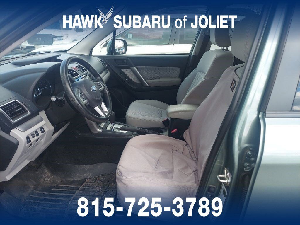 2017 SUBARU Forester