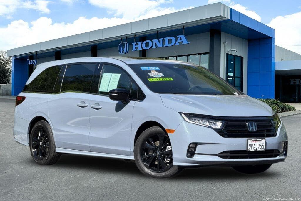 2024 HONDA Odyssey