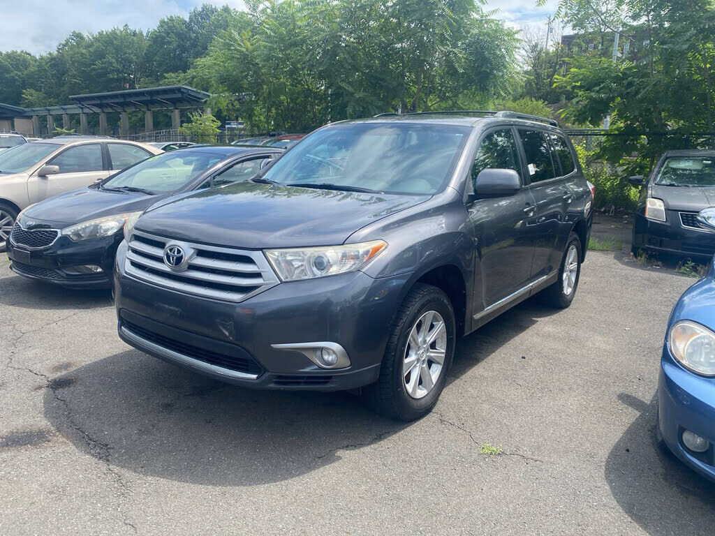 2011 TOYOTA Highlander