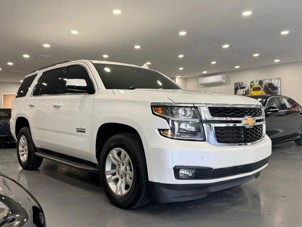 2016 CHEVROLET Tahoe