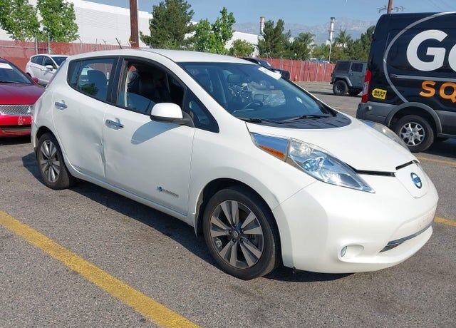 2016 NISSAN Leaf