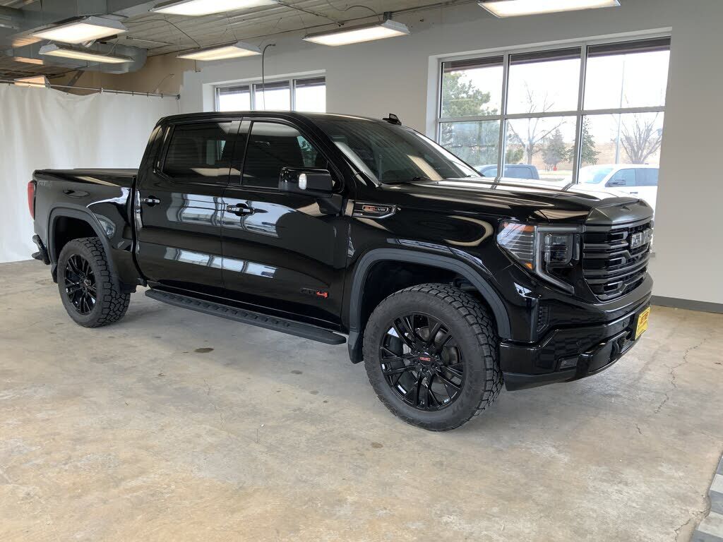 2023 GMC Sierra