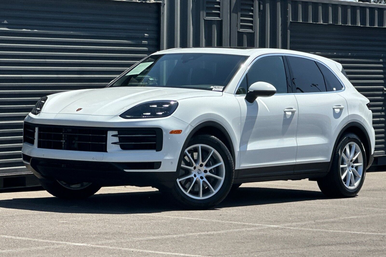 2026 PORSCHE Cayenne