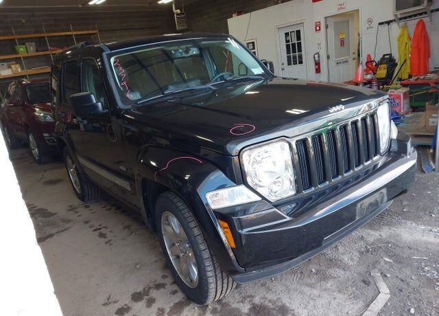 2012 JEEP Liberty