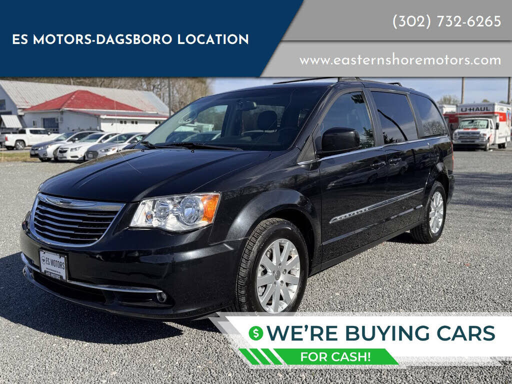 2014 CHRYSLER Town and Country