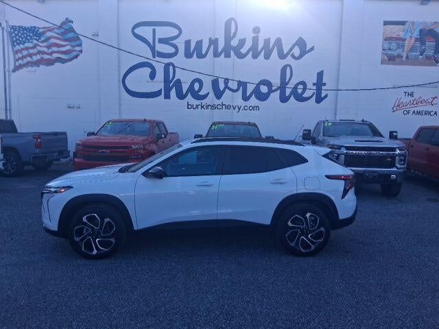 2026 CHEVROLET Trax