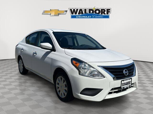 2019 NISSAN Versa