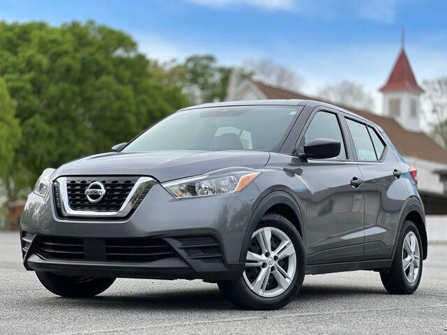 2020 NISSAN Kicks