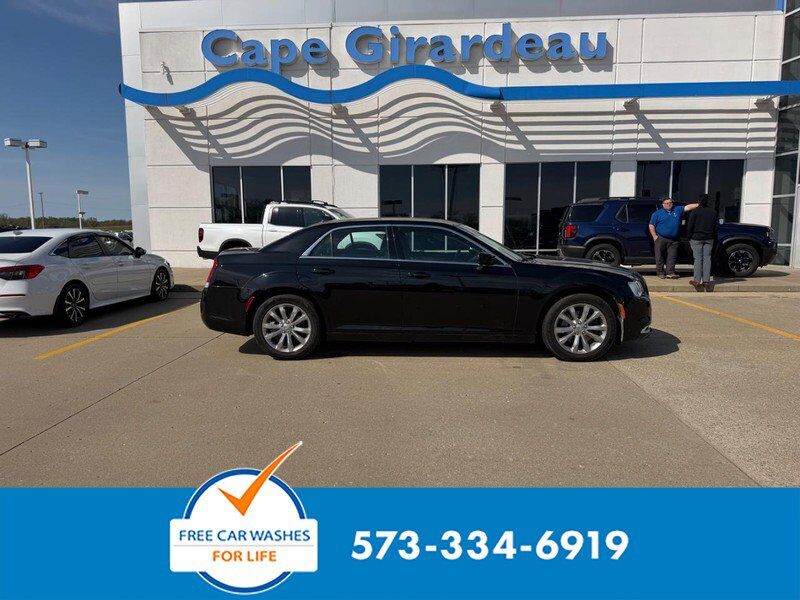 2018 CHRYSLER 300