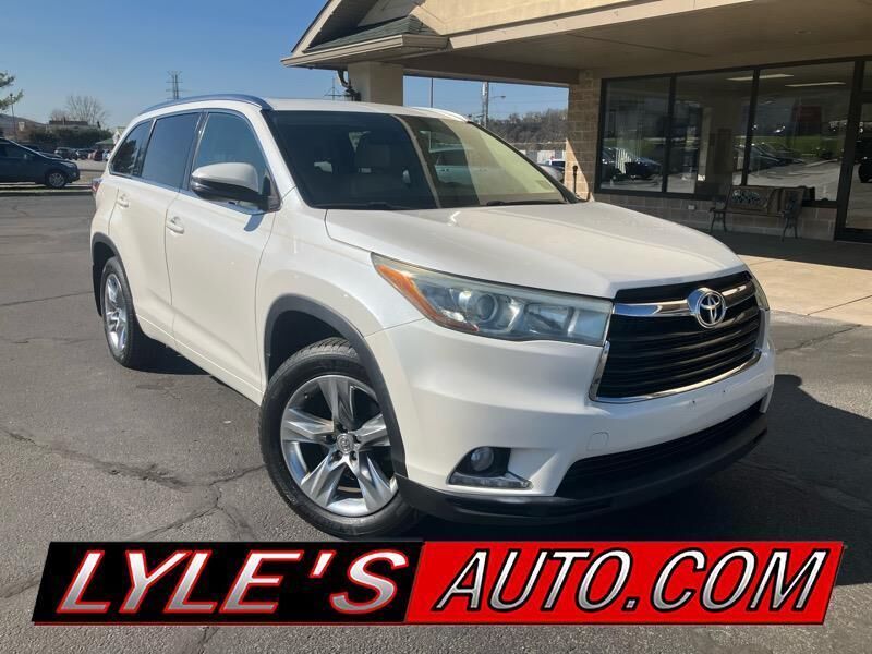 2015 TOYOTA Highlander