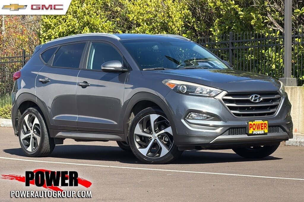 2016 HYUNDAI Tucson