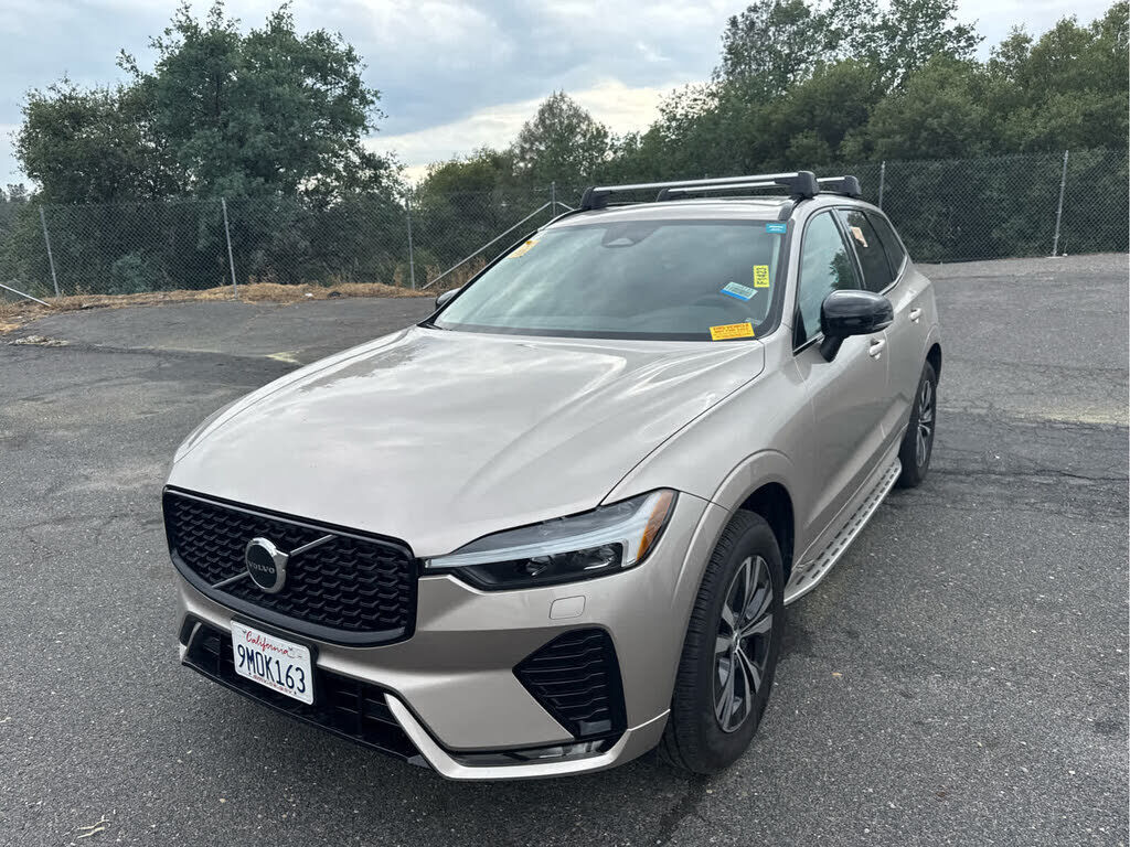 2024 VOLVO XC60