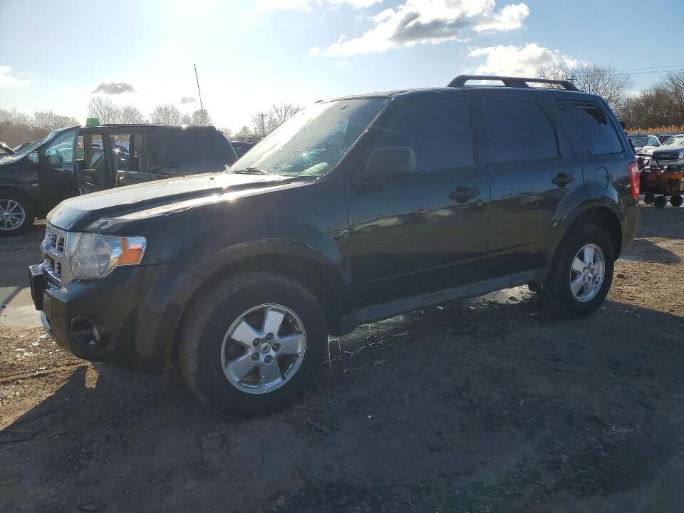 2011 FORD Escape