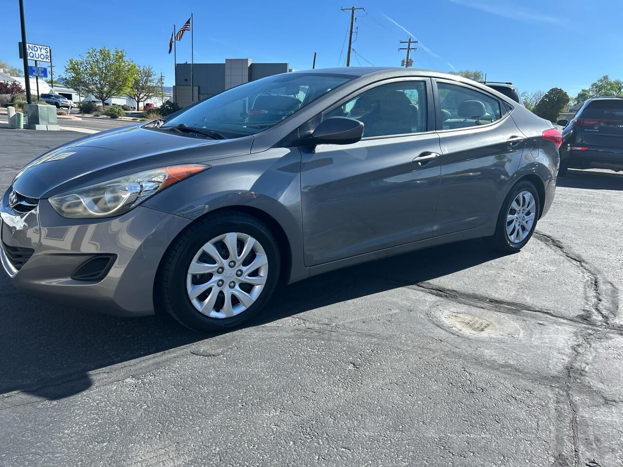 2013 HYUNDAI Elantra