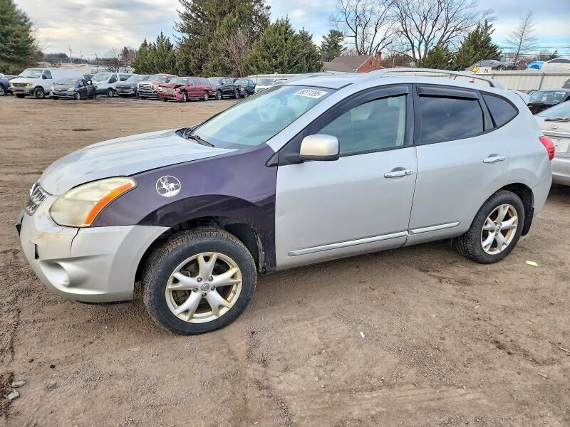 2011 NISSAN Rogue