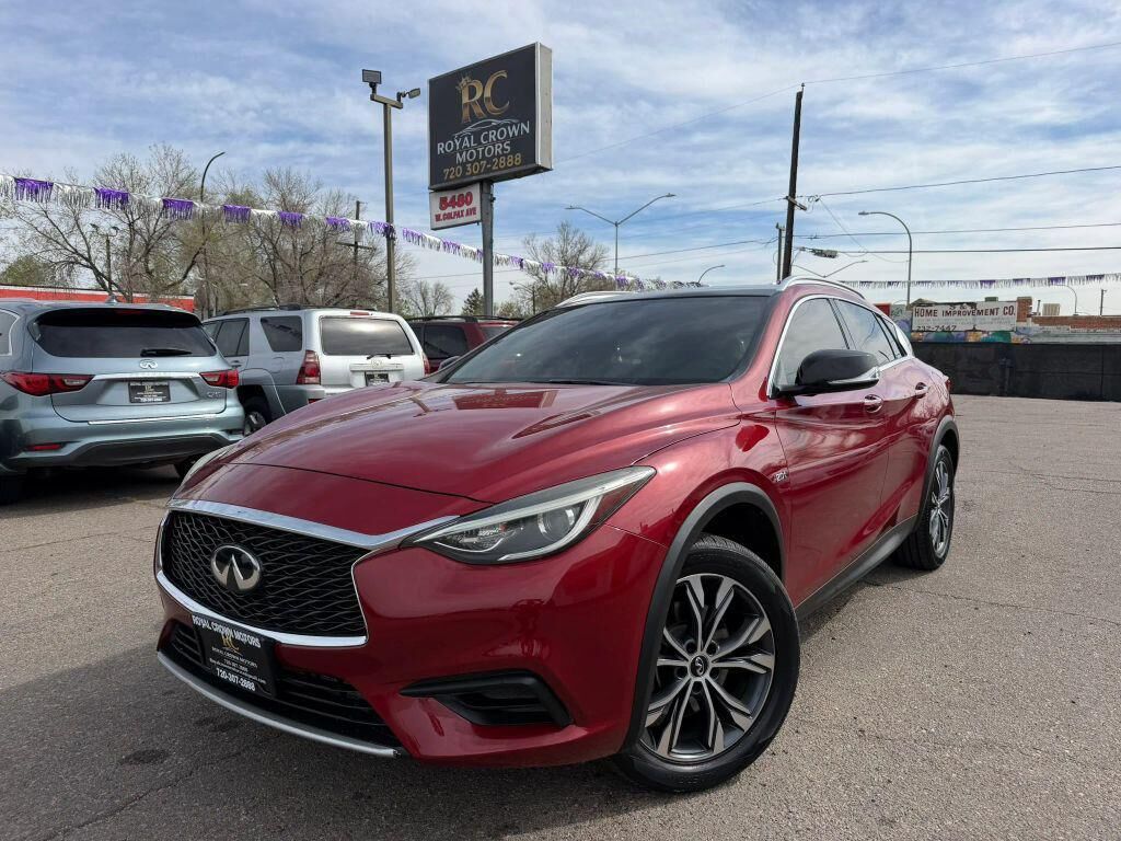 2017 Infiniti QX30