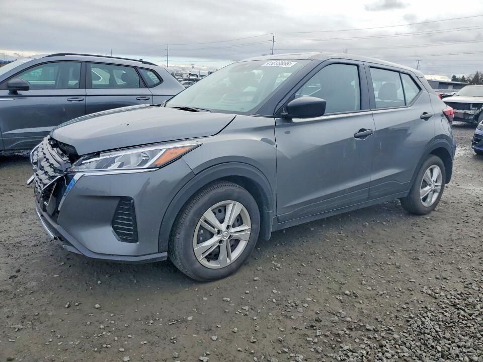 2024 NISSAN Kicks