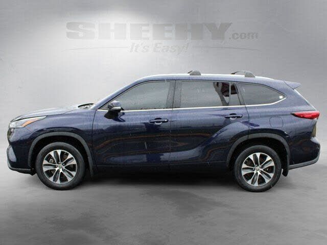 2021 TOYOTA Highlander