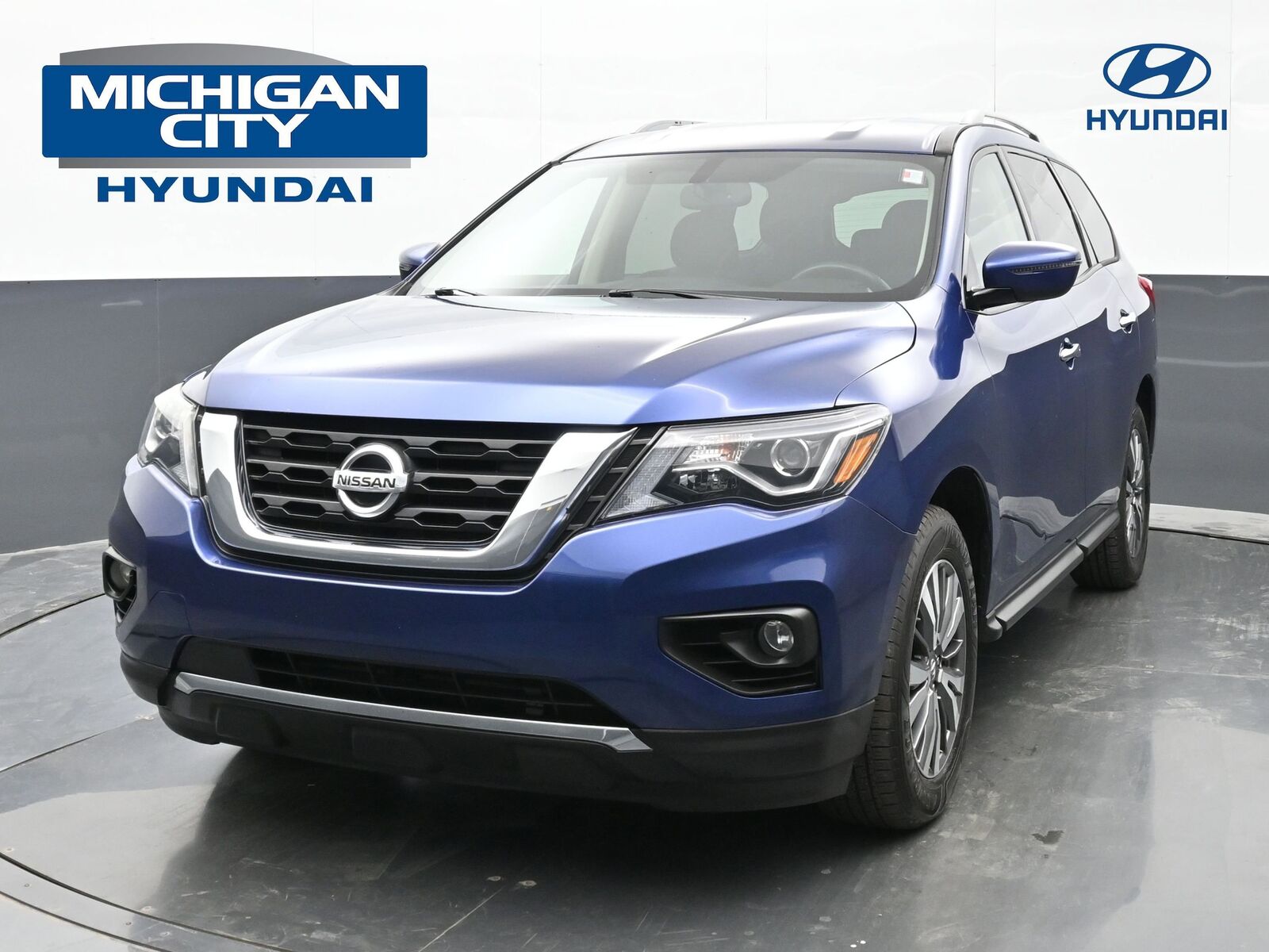 2020 NISSAN Pathfinder