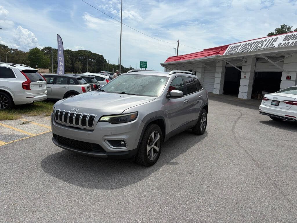 2019 JEEP Cherokee