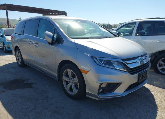 2018 HONDA Odyssey