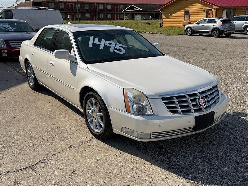 2011 CADILLAC DTS