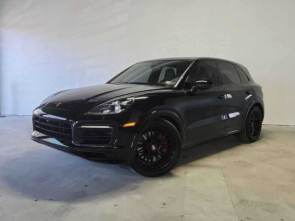 2023 PORSCHE Cayenne