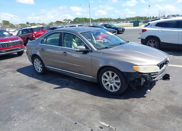 2010 VOLVO S80