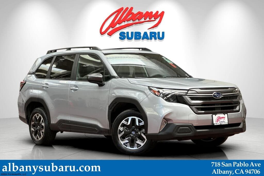 2025 SUBARU Forester