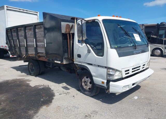 2006 ISUZU NPR