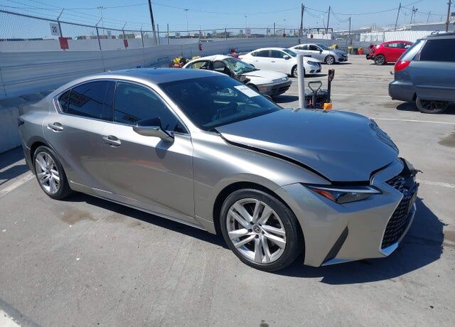 2023 LEXUS IS
