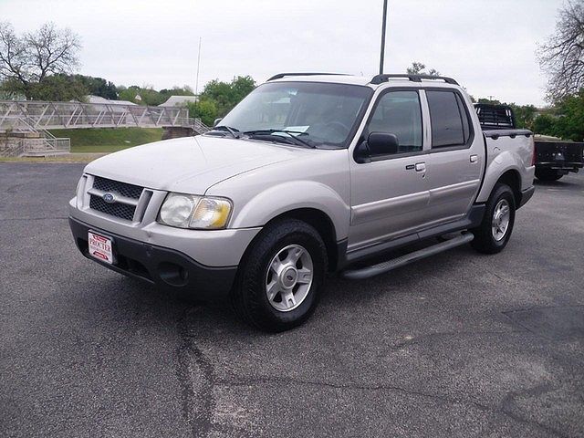 2004 FORD Explorer